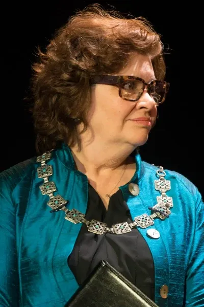 Julia Fletcher photo