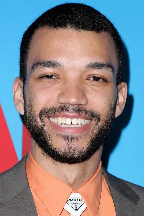 Justice Smith photo