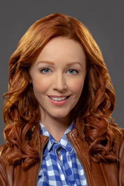 Lindy Booth photo