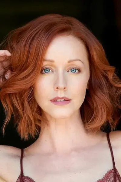Lindy Booth photo