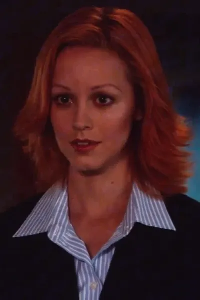 Lindy Booth photo