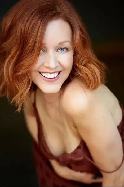 Lindy Booth photo