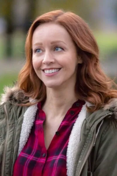 Lindy Booth