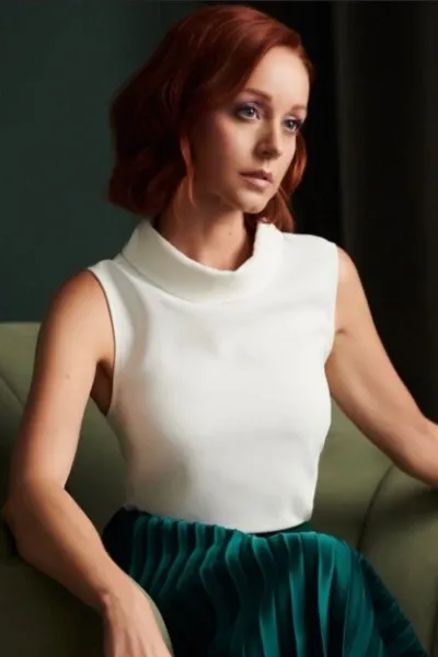 Lindy Booth photo