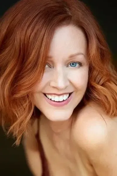 Lindy Booth photo