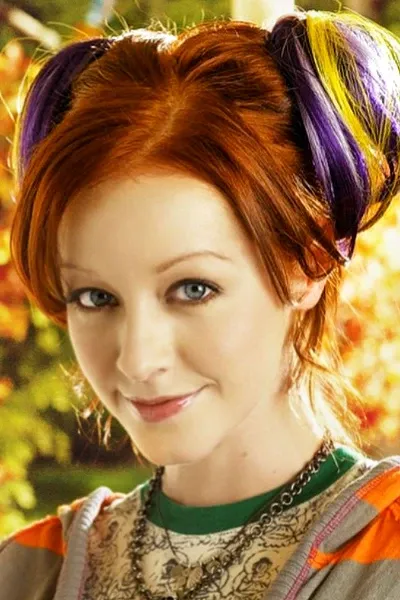 Lindy Booth photo
