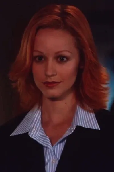 Lindy Booth photo
