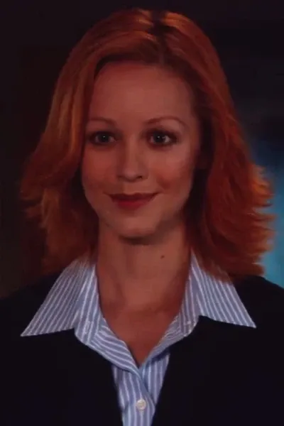 Lindy Booth photo