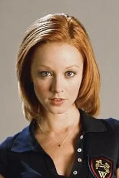 Lindy Booth photo