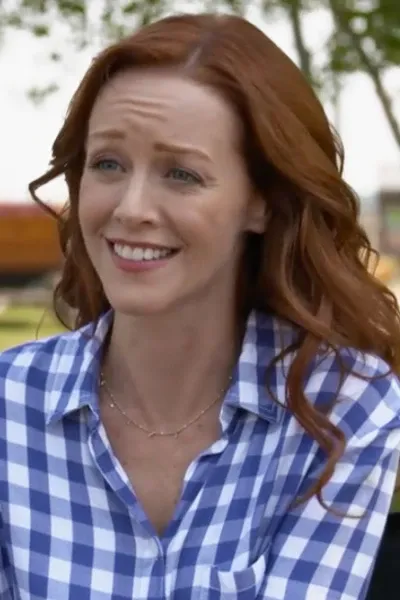Lindy Booth photo