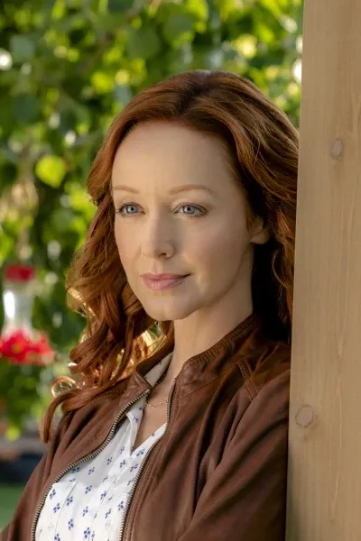 Lindy Booth photo