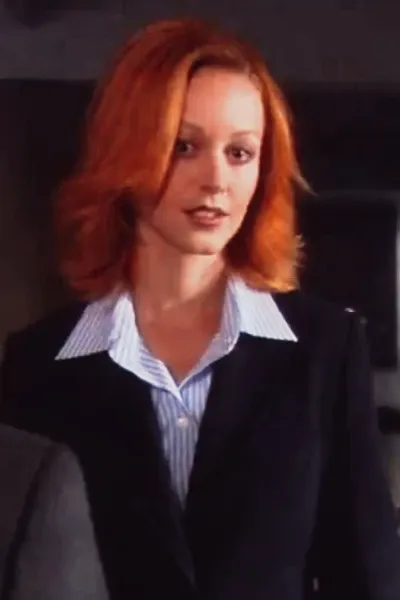Lindy Booth photo