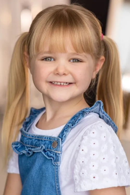 Isla Ashworth photo