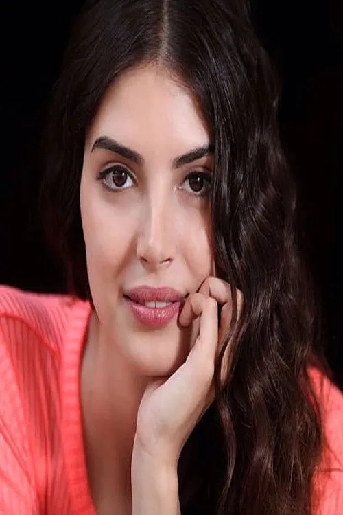Deniz Baysal photo