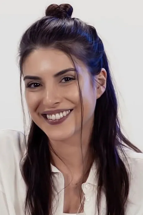Deniz Baysal photo