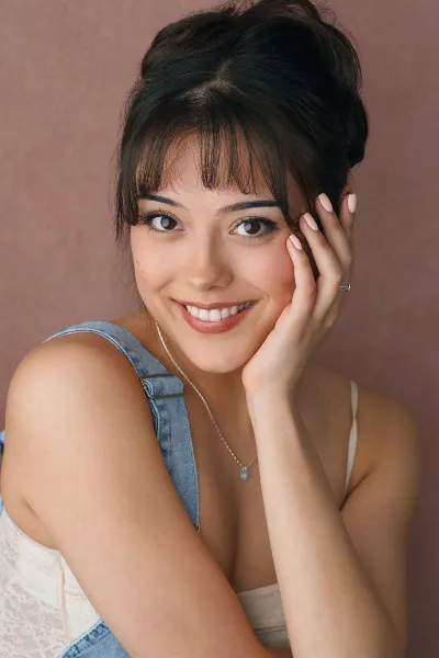 Mia Kobayashi photo