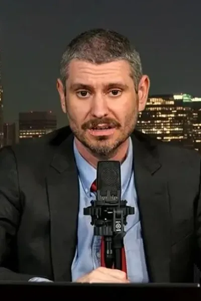 Ethan Klein photo