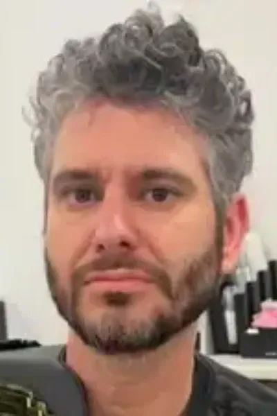Ethan Klein photo