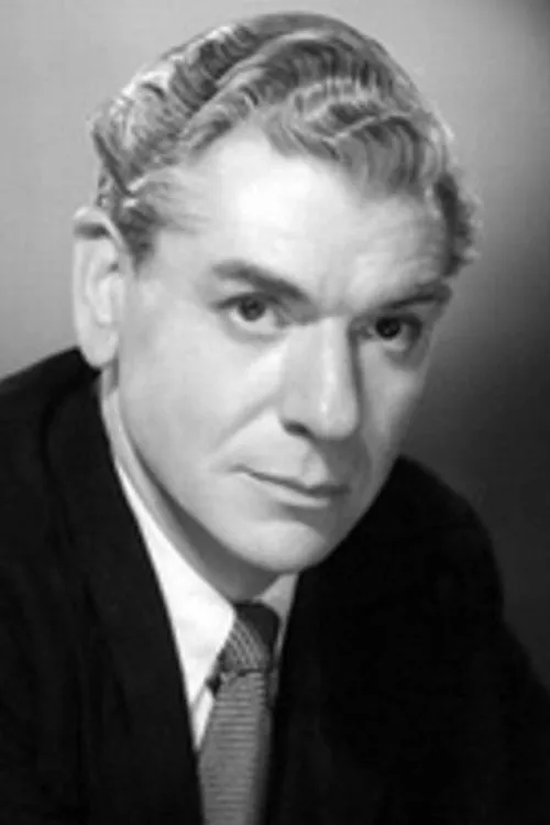 André Morell photo