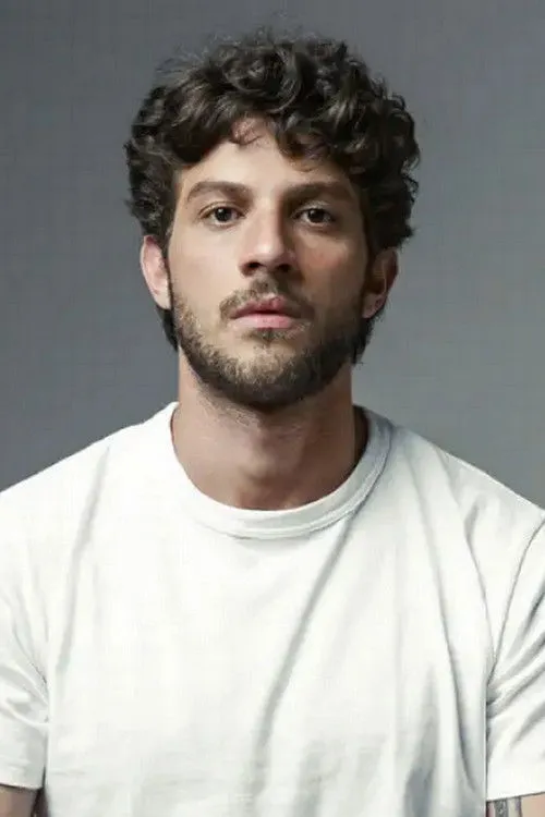 Chay Suede photo