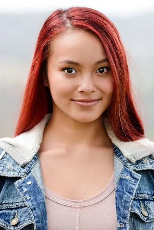 Ysa Penarejo photo