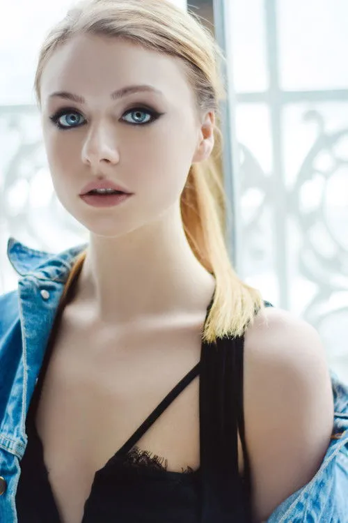 Maddie Phillips photo