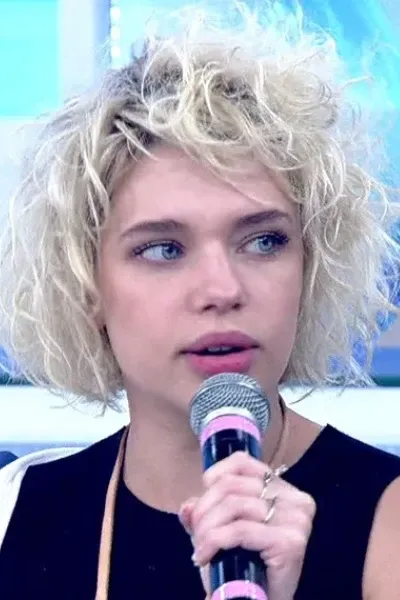 Bruna Linzmeyer photo