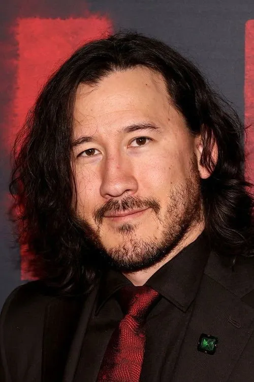 Mark Fischbach photo