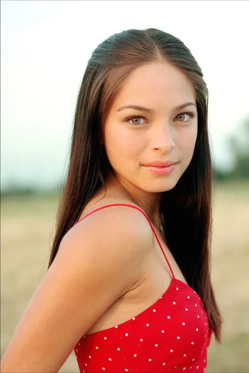 Kristin Kreuk photo