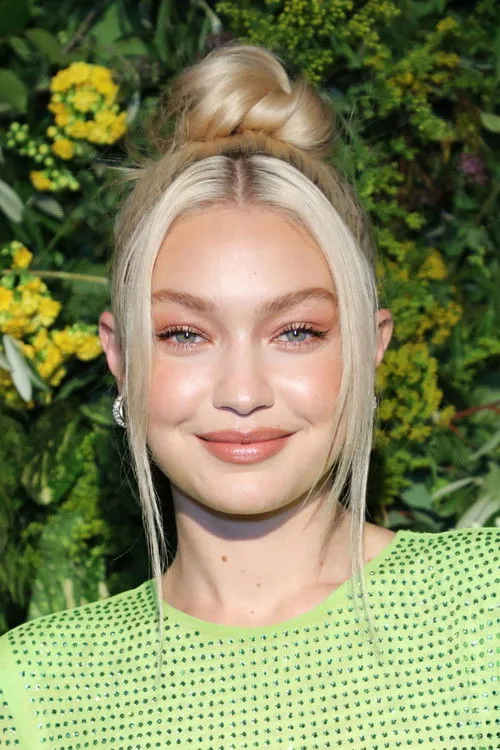 Gigi Hadid photo