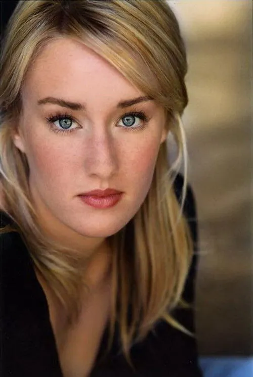 Ashley Johnson photo