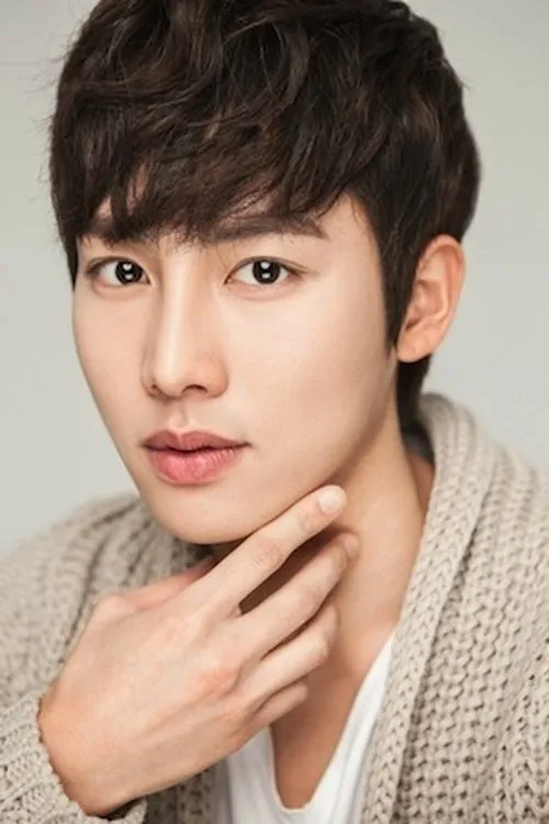 Kwon Hwa-woon photo