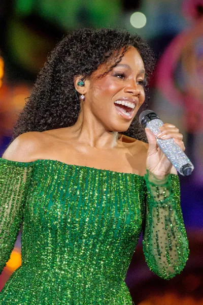 Anika Noni Rose photo