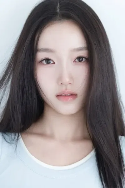 Gowon (Park Chaewon) photo