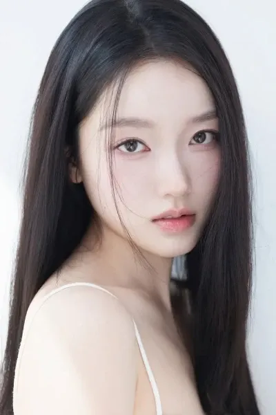 Gowon (Park Chaewon) photo