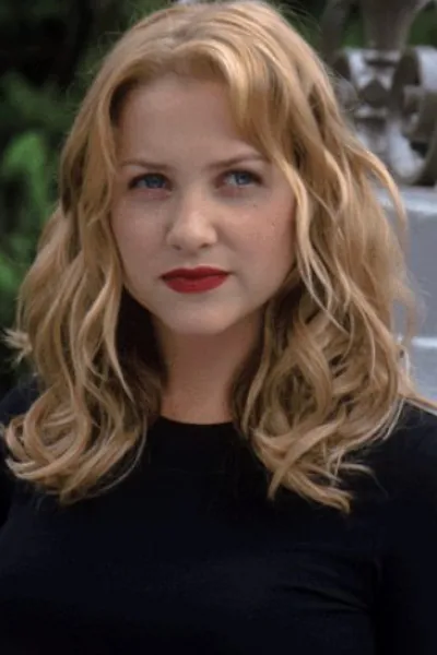 Jessica Capshaw photo