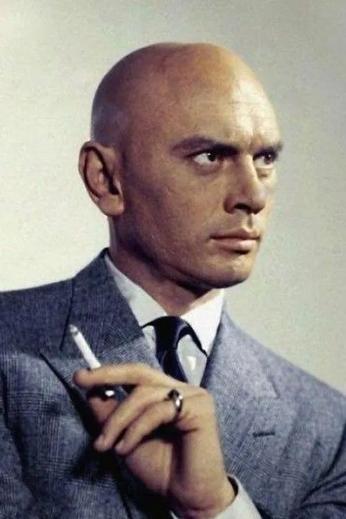 Yul Brynner photo