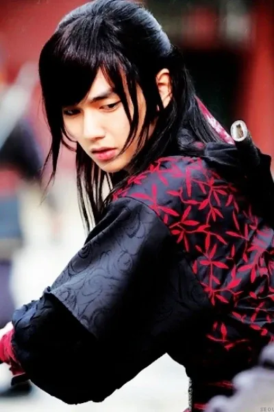 Yoo Seung-ho photo