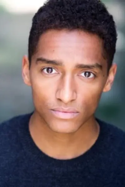 Alex Sawyer photo