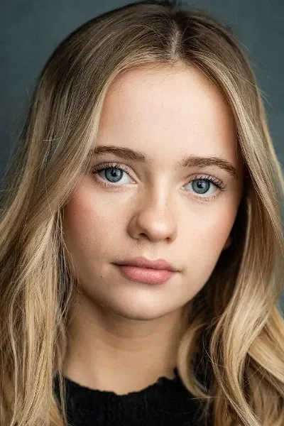 Darcey Porter-Cassidy photo