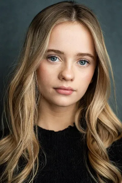 Darcey Porter-Cassidy photo