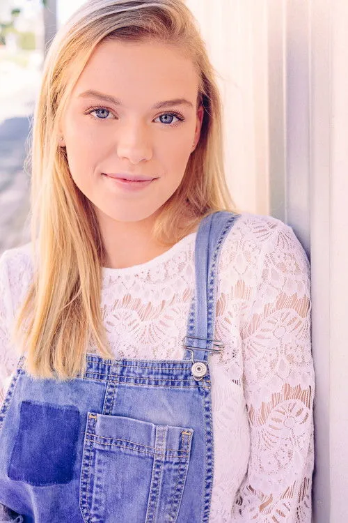 Gabi Sproule photo