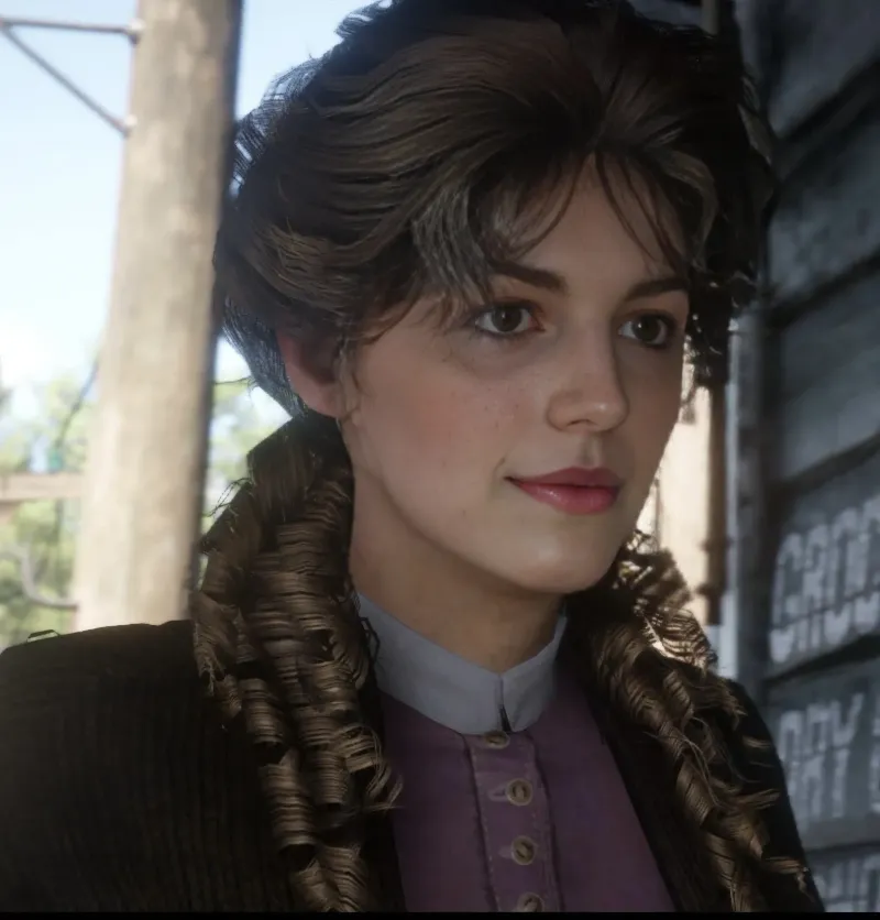 Ella Hunt