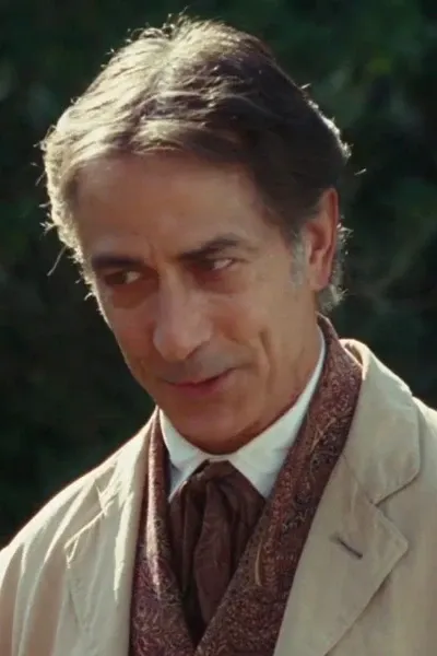 David Strathairn photo