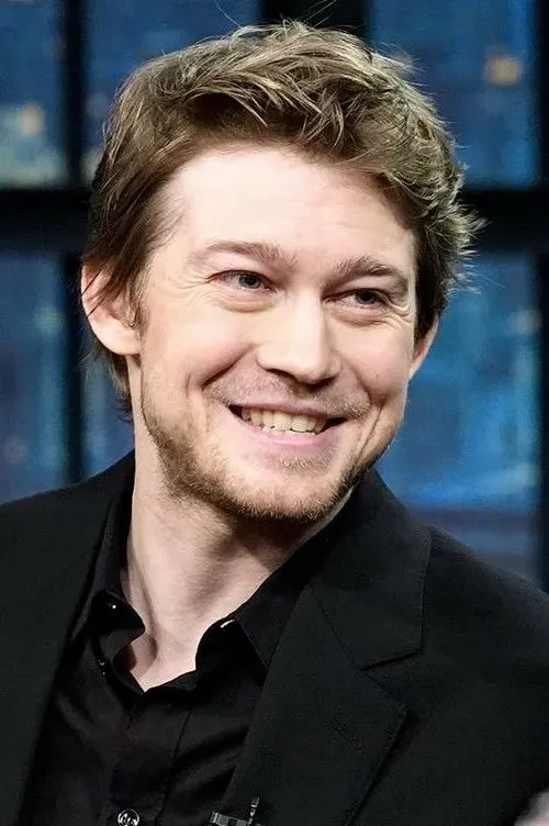 Joe Alwyn photo