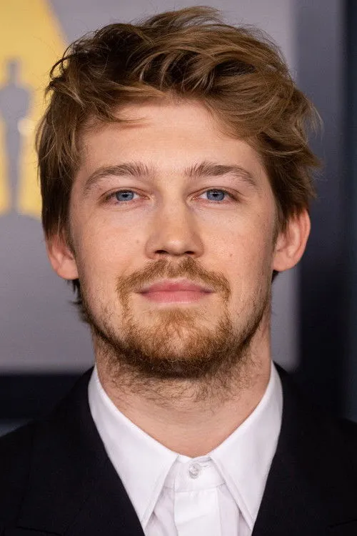 Joe Alwyn photo