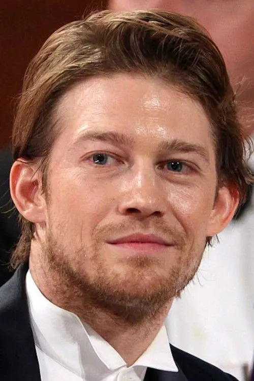 Joe Alwyn photo