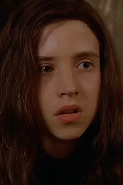 Emily Perkins photo