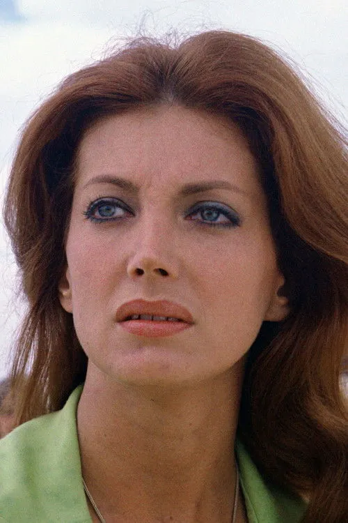 Gayle Hunnicutt photo