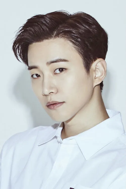 Lee Jun-ho photo